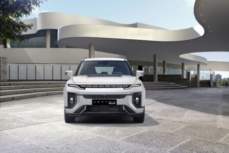 KGM Actyon HEV arriva in Italia: quanto costa e come funziona il SUV Full Hybrid e Full Optional KGM Actyon HEV