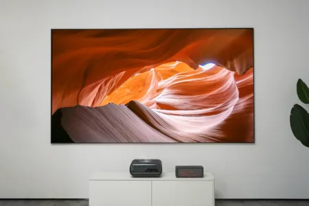 JMGO O2S Ultra laser tv
