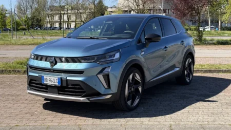 Renault Symbioz: oltre 1.000 km con il Full-Hybrid. Prova su strada e consumi Renault Symbioz