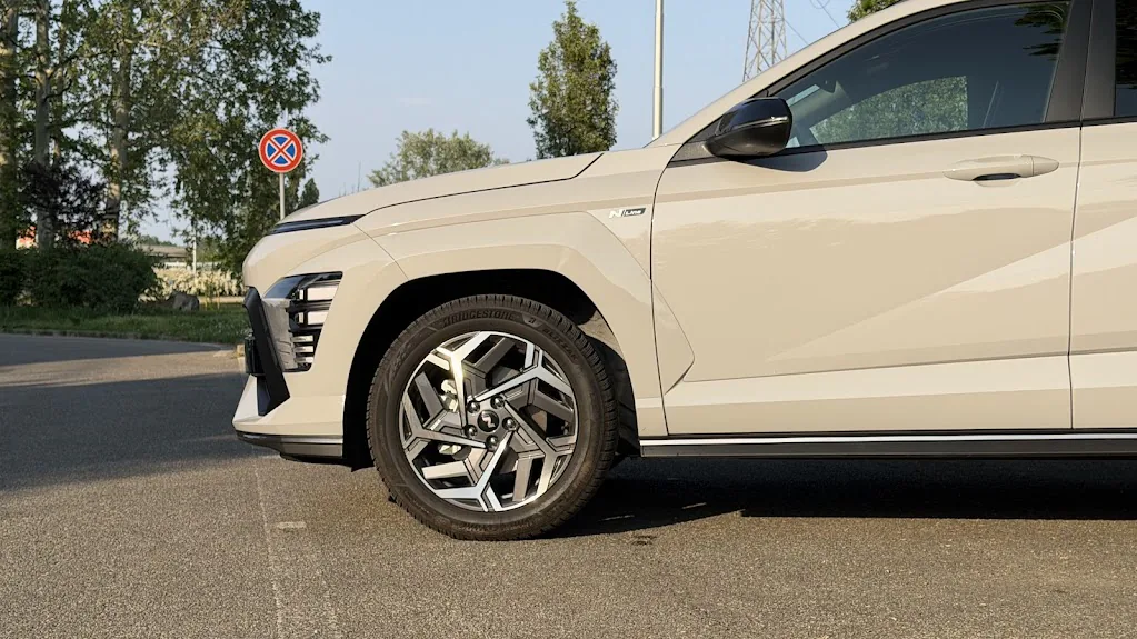 Hyundai Kona HEV