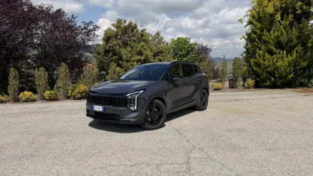 Kia Sportage TriFuel è realtà: primo contatto il SUV triplo ibrido (Full Hybrid + GPL) Kia Sportage Trifuel
