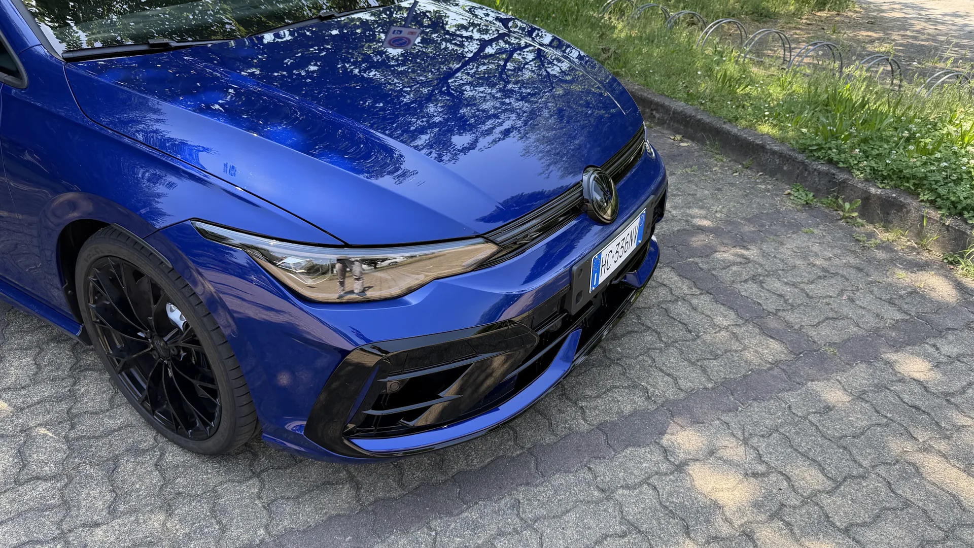 Volkswagen Golf R Black Edition