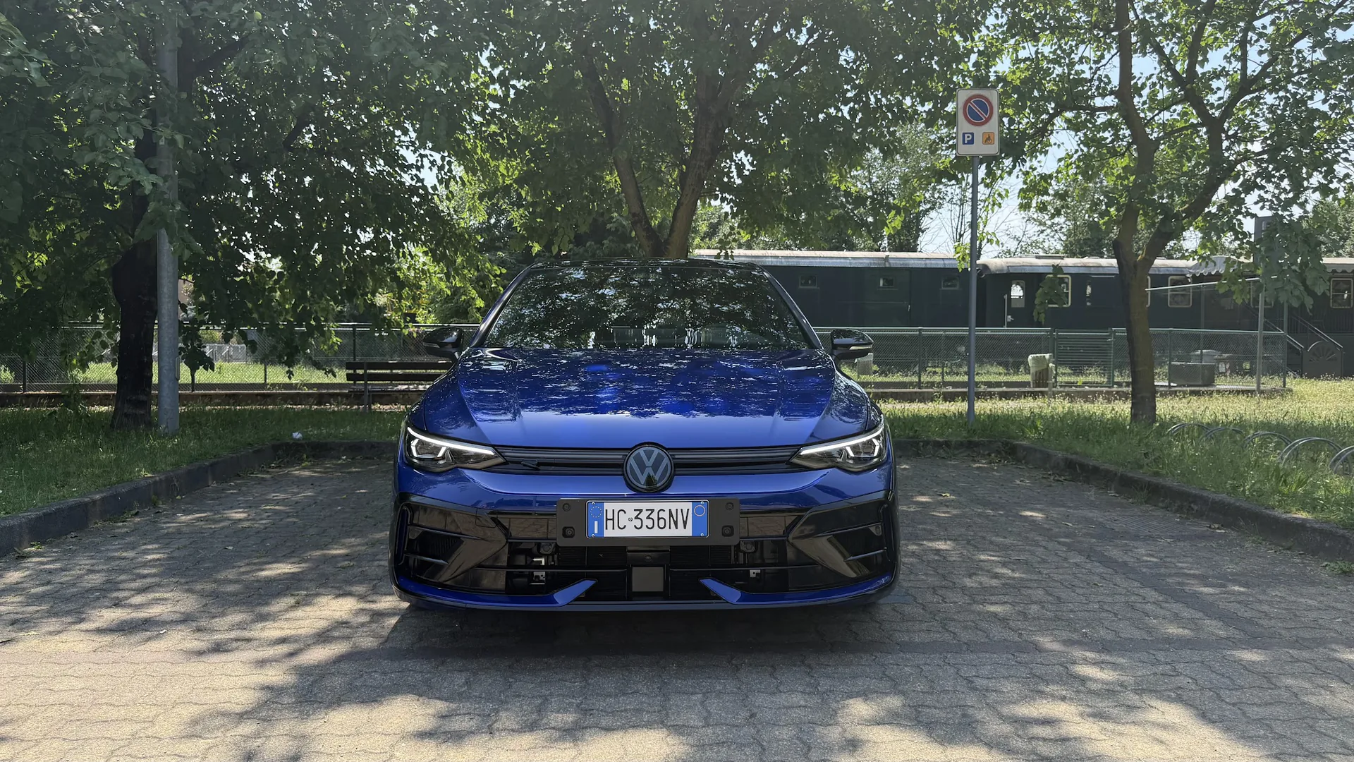 Volkswagen Golf R Black Edition
