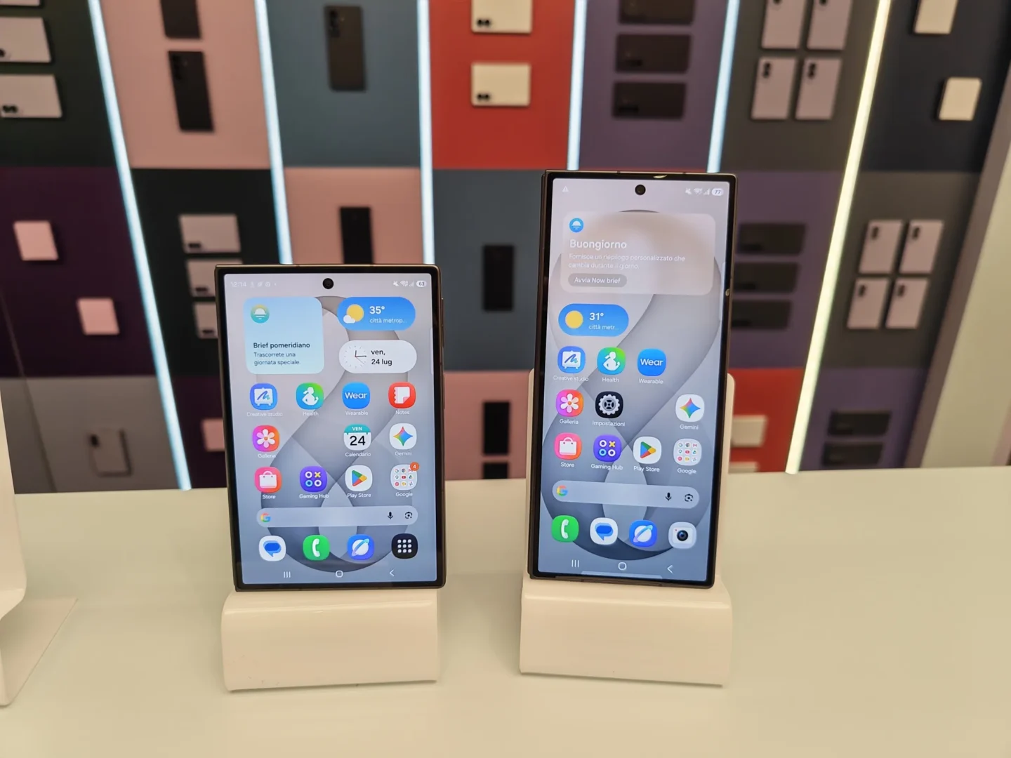 samsung galaxy z fold8 vs z fold8 ultra4