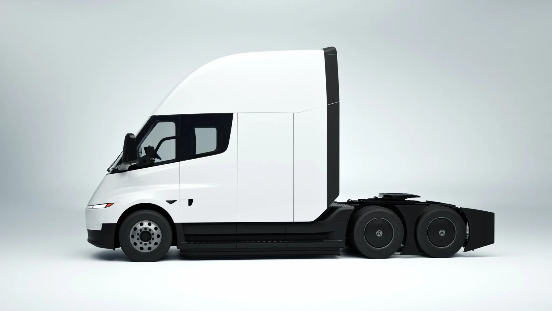 tesla semi long range
