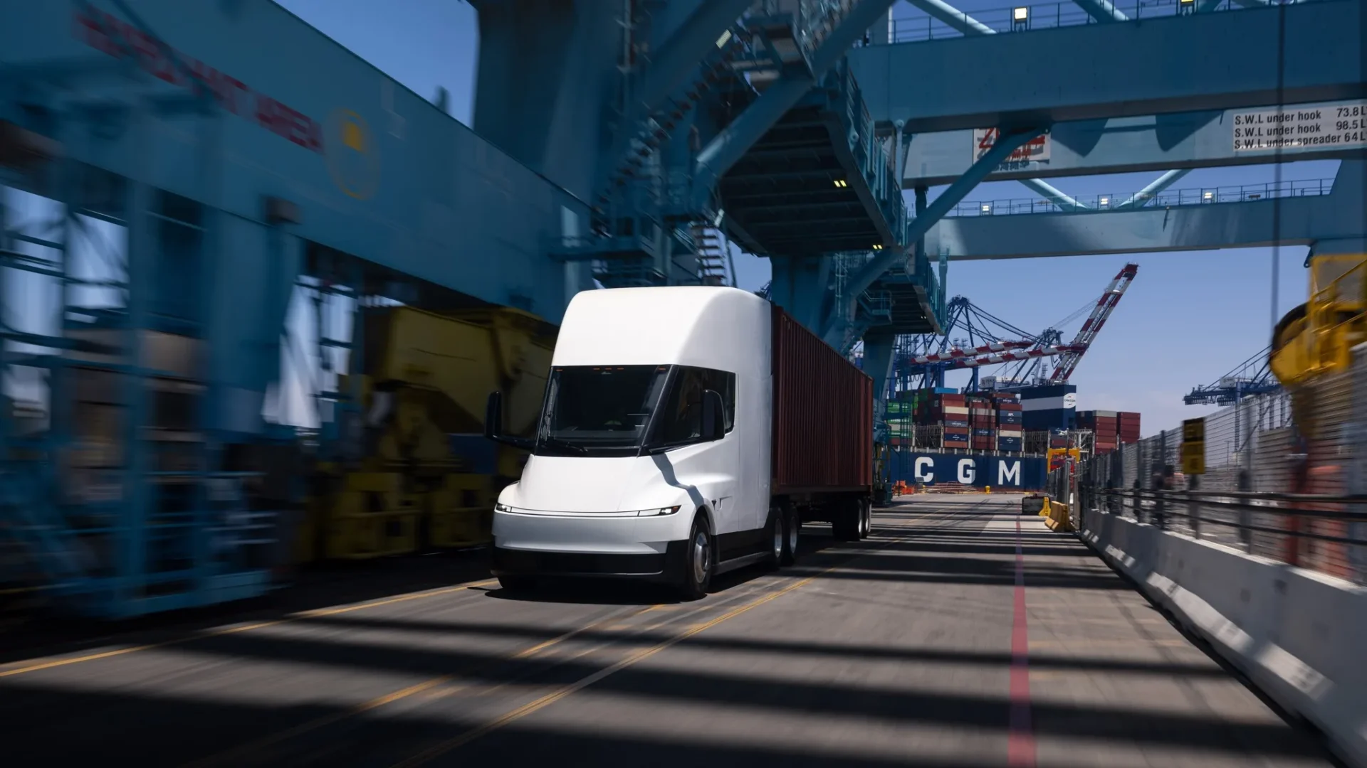tesla semi 4