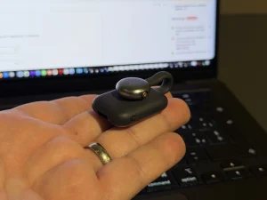 Recensione SwitchBot AI MindClip: ho registrato un’intervista vera, ecco come mi ha aiutato recensione switchbot ai mindclip