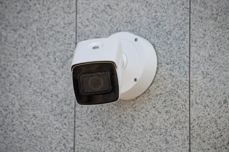 Videocamera esterna, tutti i motivi per averne una. La super offerta della Festa Prime