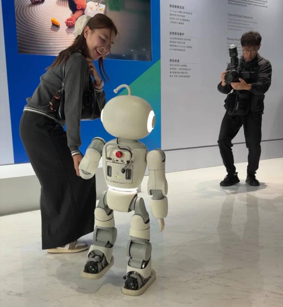 moba robot aimoga