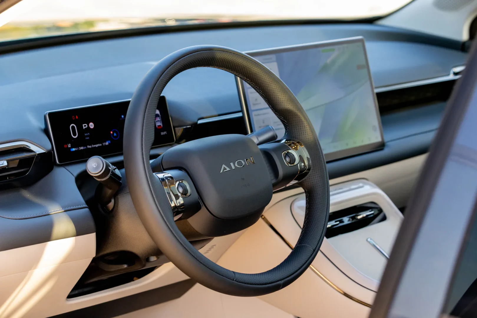 GAC Aion V
