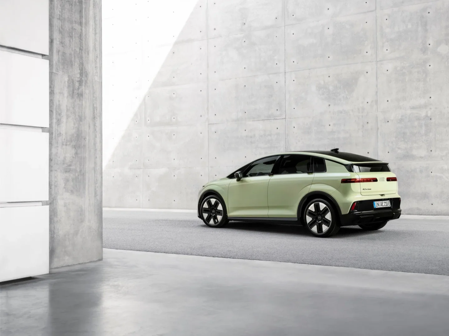 audi a2 e-tron