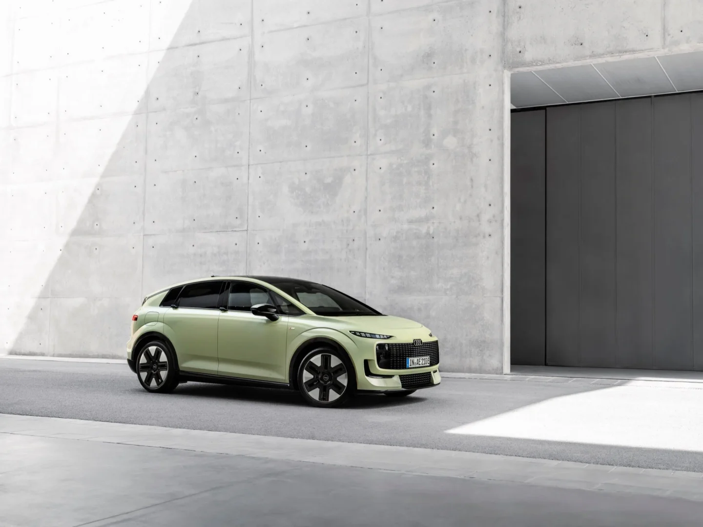 audi a2 e-tron